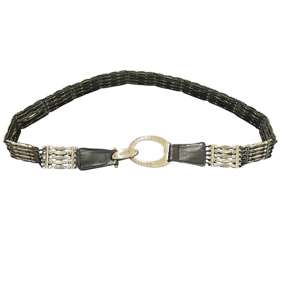 Chico's Belt With Modern Design Silver Tone Black Leather Elastic Bands Large